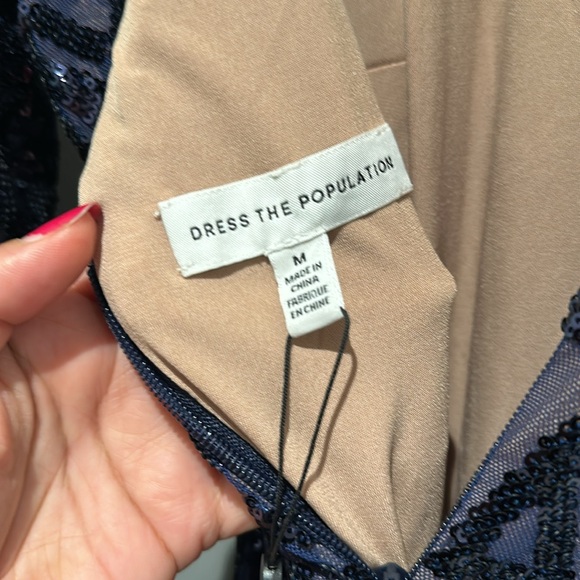 Gorgeous dress - Picture 9 of 11